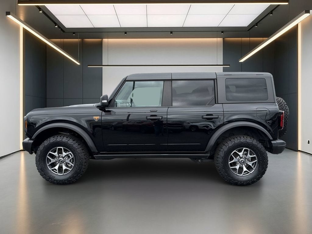 2023 Ford Bronco — side profile view