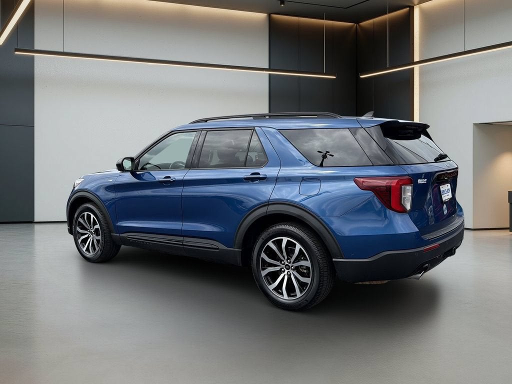 2022 Ford Explorer — rear three-quarter view