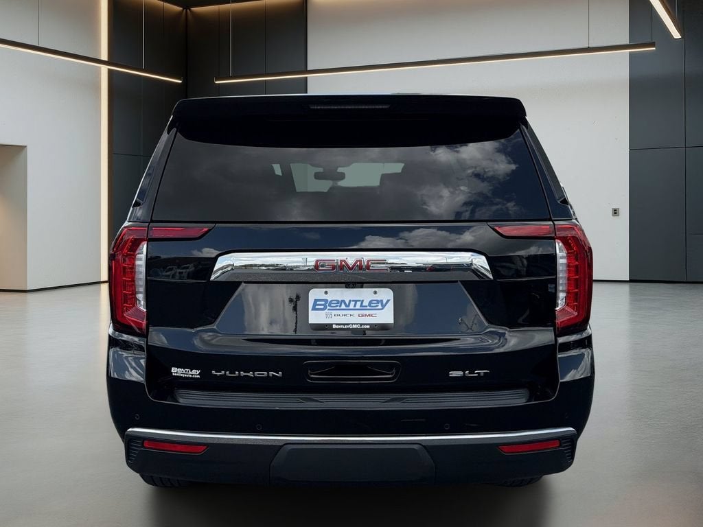 2021 GMC Yukon — detail view