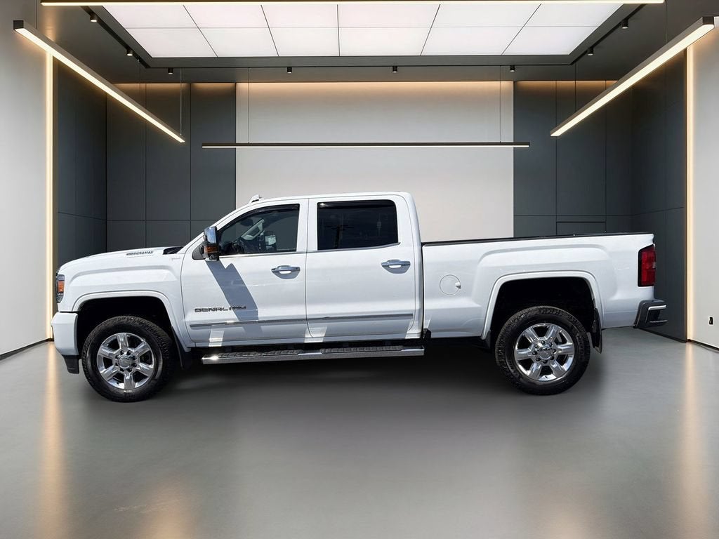 2017 GMC Sierra 2500 HD — side profile view