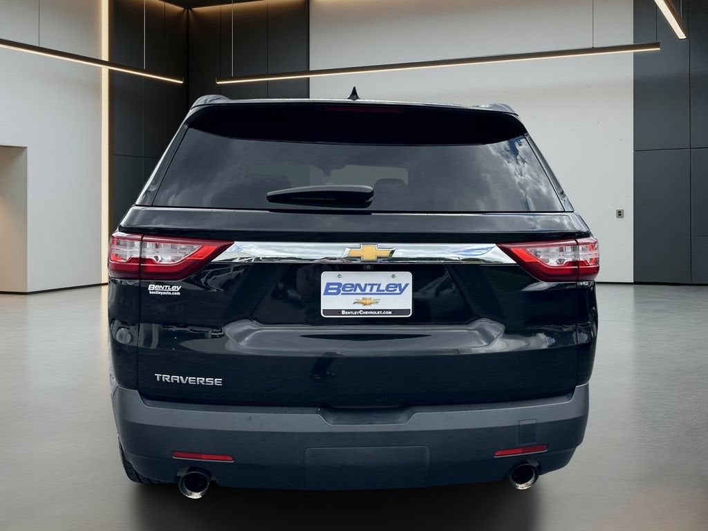 2020 Chevrolet Traverse — detail view