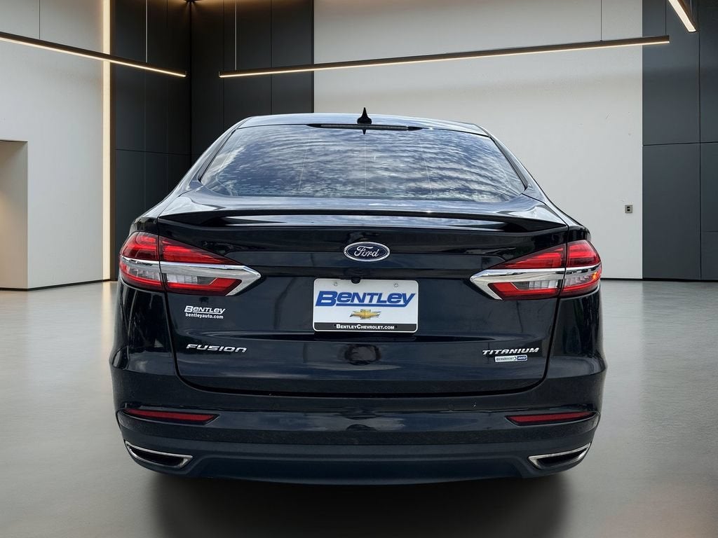 2020 Ford Fusion — detail view