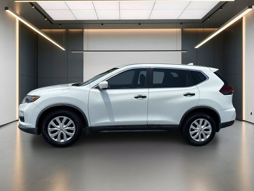 2018 Nissan Rogue — side profile view